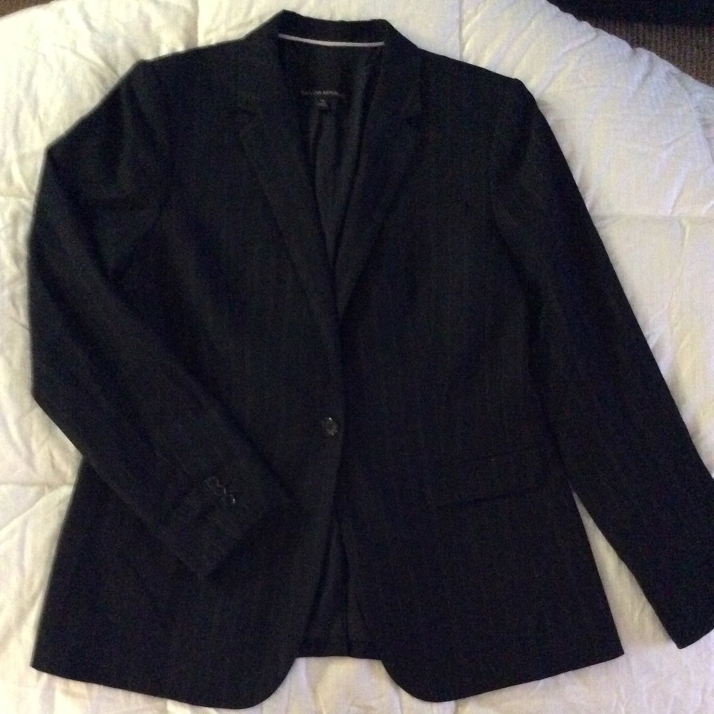 Banana Republic Navy pinstripe blazer